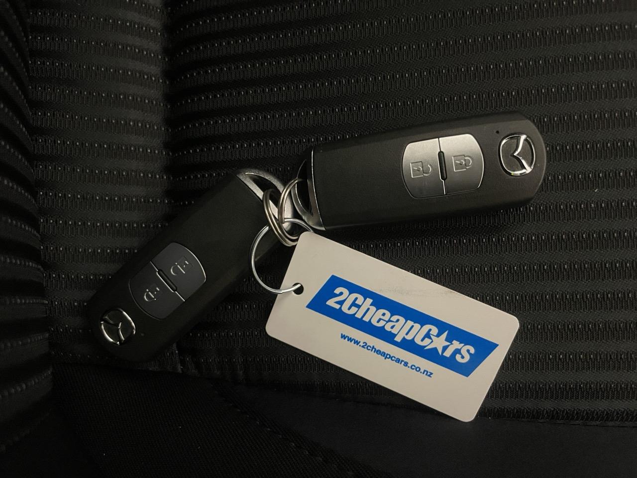 2015 Mazda Axela 3 Late Shape 2.0 Hatchback REVERSING CAMERA + PUSH SRART + I-STOP