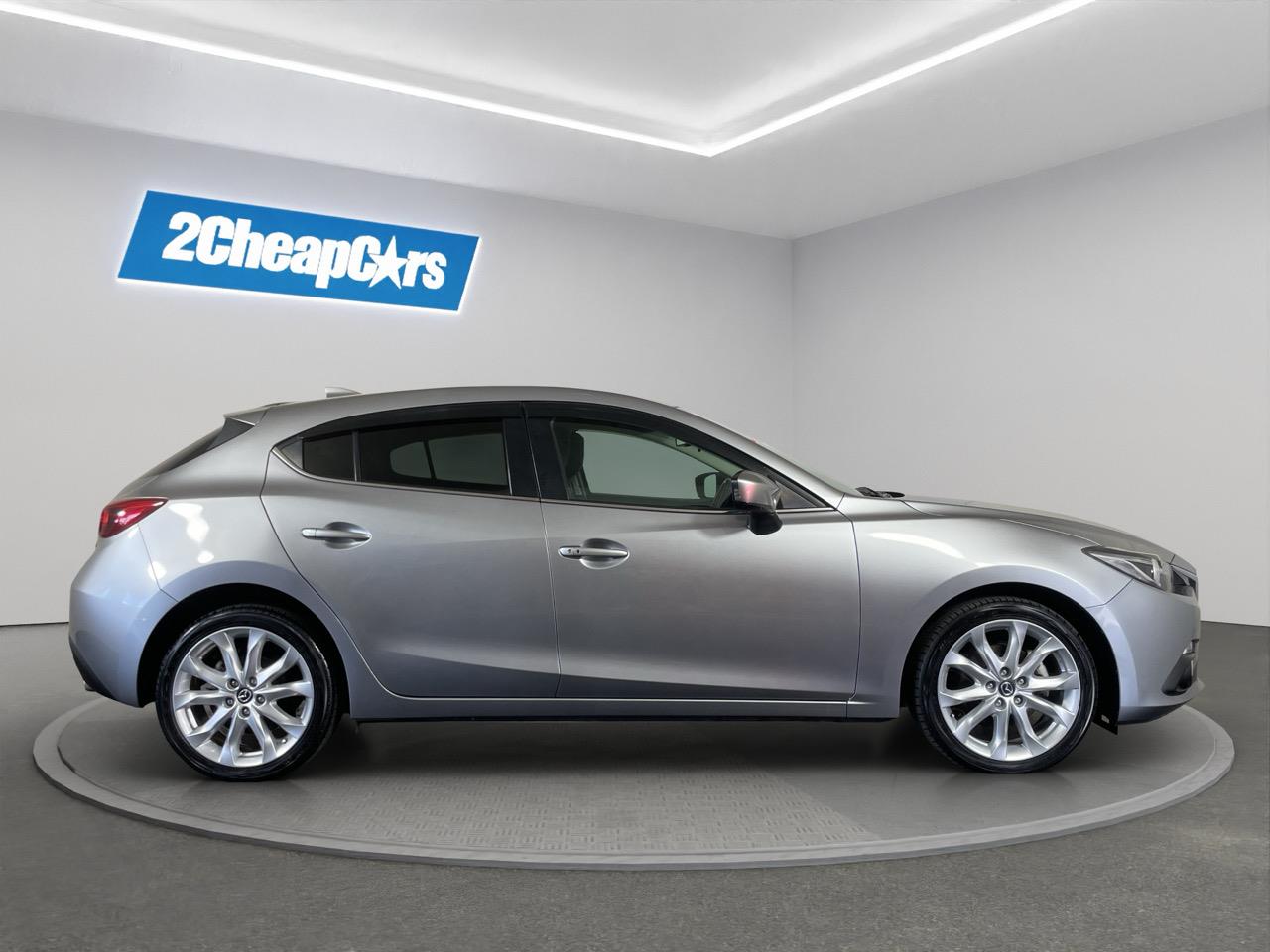 2015 Mazda Axela 3 Late Shape 2.0 Hatchback REVERSING CAMERA + PUSH SRART + I-STOP