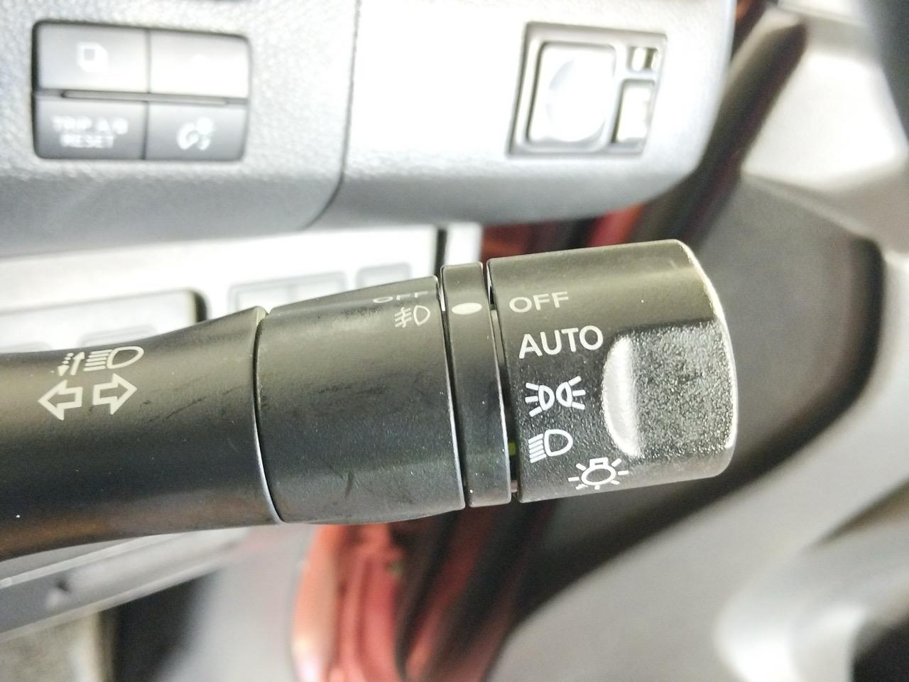 2014 Nissan Serena Hybrid Highway Star People Mover CRUISE CONTROL + POWER SLIDING DOORS 