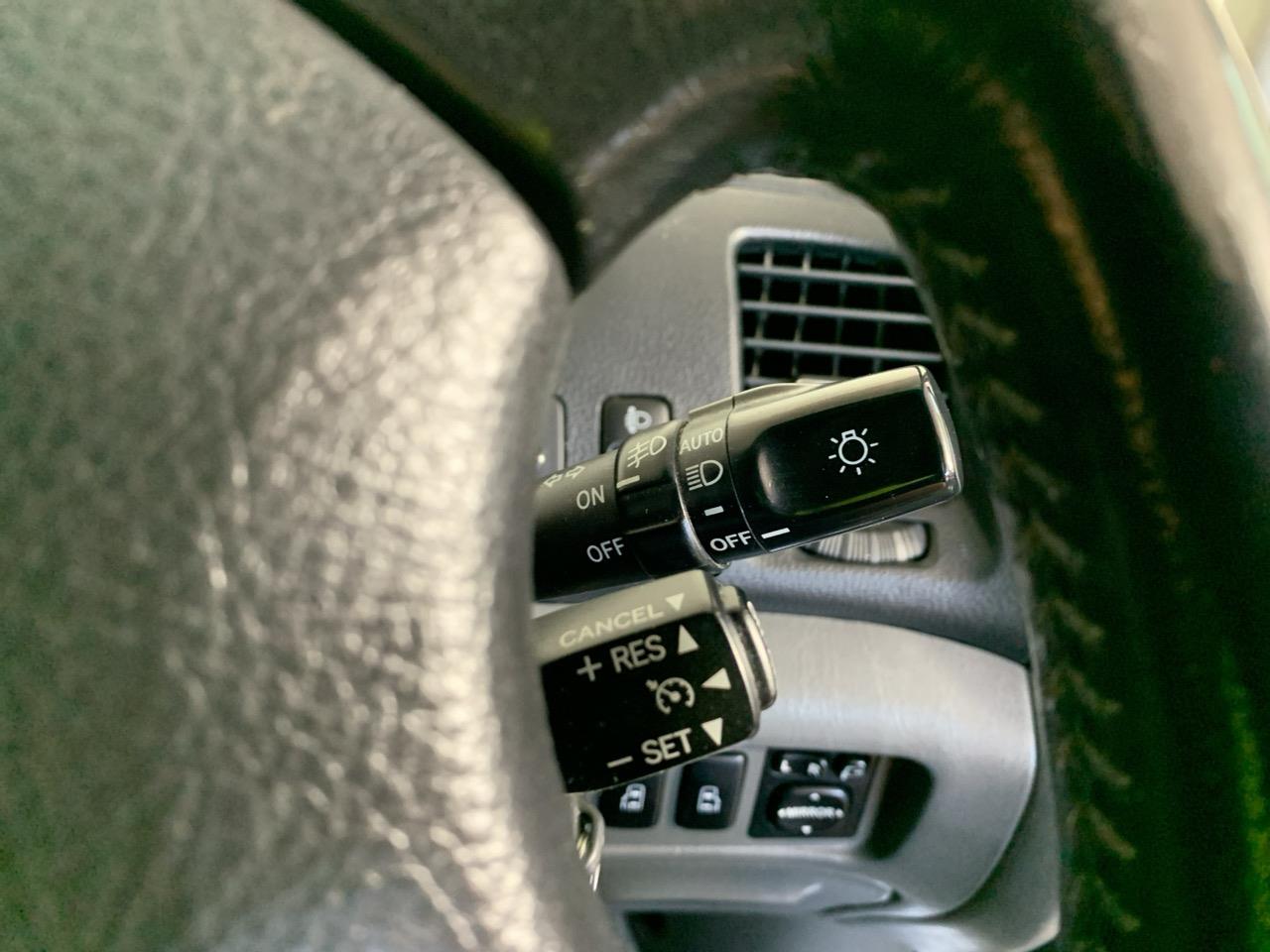 2005 Toyota Estima AERAS 8 SEATER People Mover CRUISE CONTROL + POWER SLIDING DOORS 