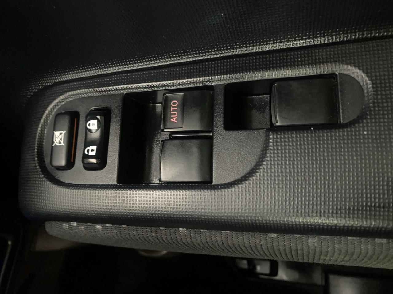 2015 Toyota SPADE 1.5F Hatchback ELECTRIC SLIDING DOORS + GREAT SPACE