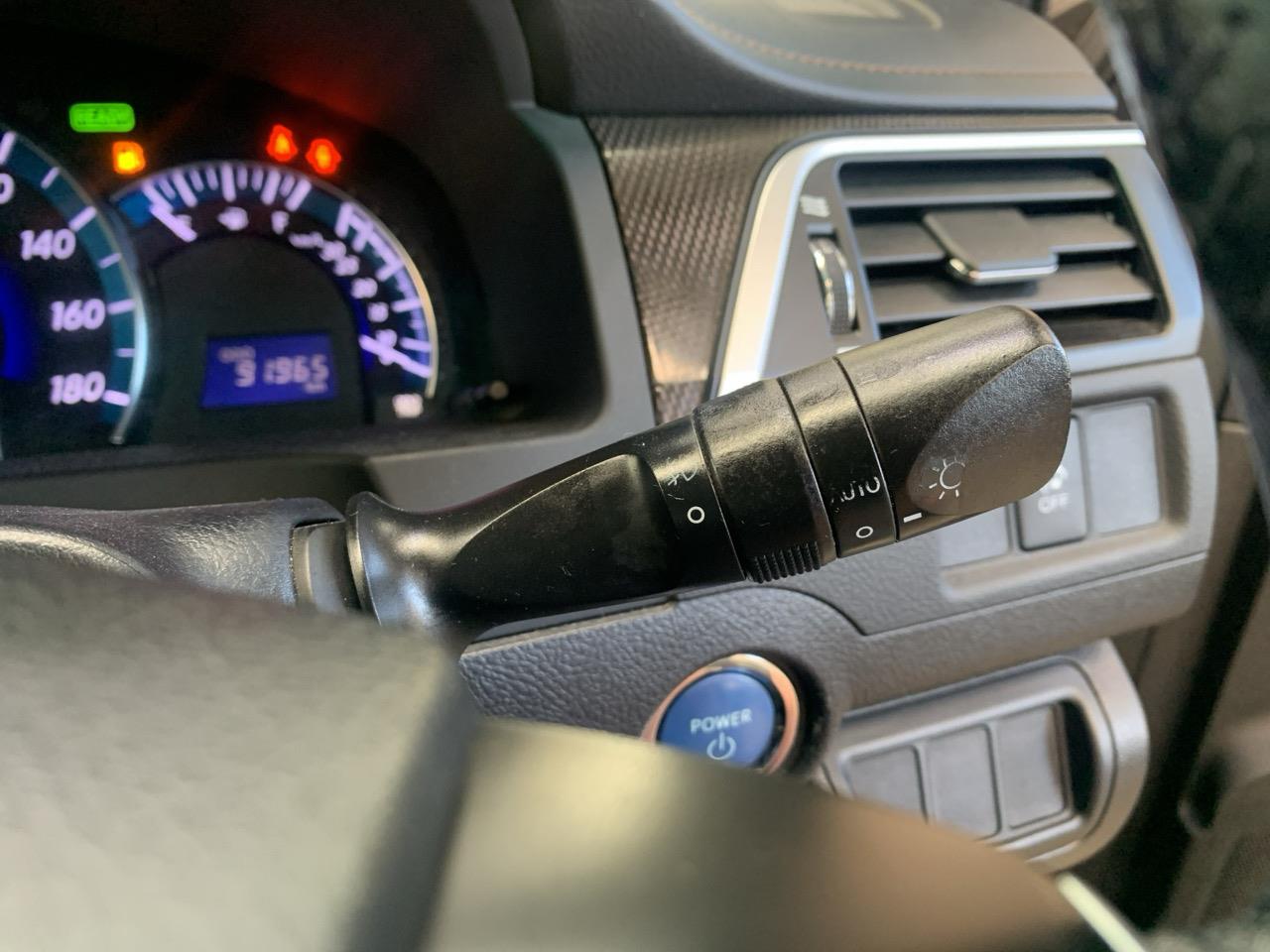 2012 Toyota Camry Hybrid G Package Station Wagon POWER SLIDING DOOR + REVERSING CAMERA