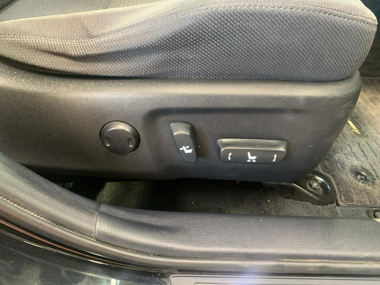 2012 Toyota Camry Hybrid G Package Station Wagon POWER SLIDING DOOR + REVERSING CAMERA