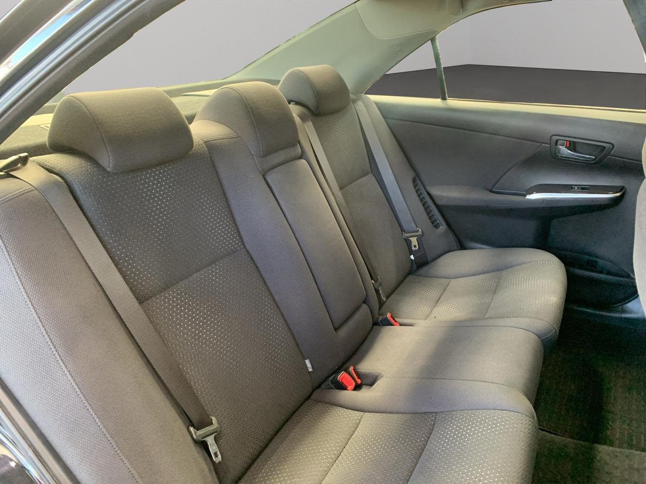 2012 Toyota Camry Hybrid G Package Station Wagon POWER SLIDING DOOR + REVERSING CAMERA