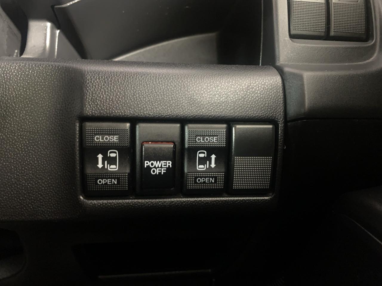 2014 Mazda Premacy 20S Sky Active People Mover ELECTRIC SLIDING DOORS + GREAT SPACE