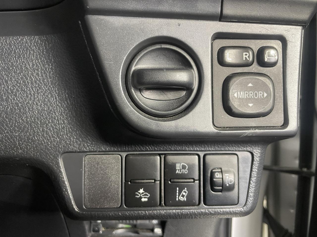 2018 Toyota Corolla Fielder Hybrid New Shape Station Wagon REVERSING CAMERA + GREAT FUEL EFFICIENCY