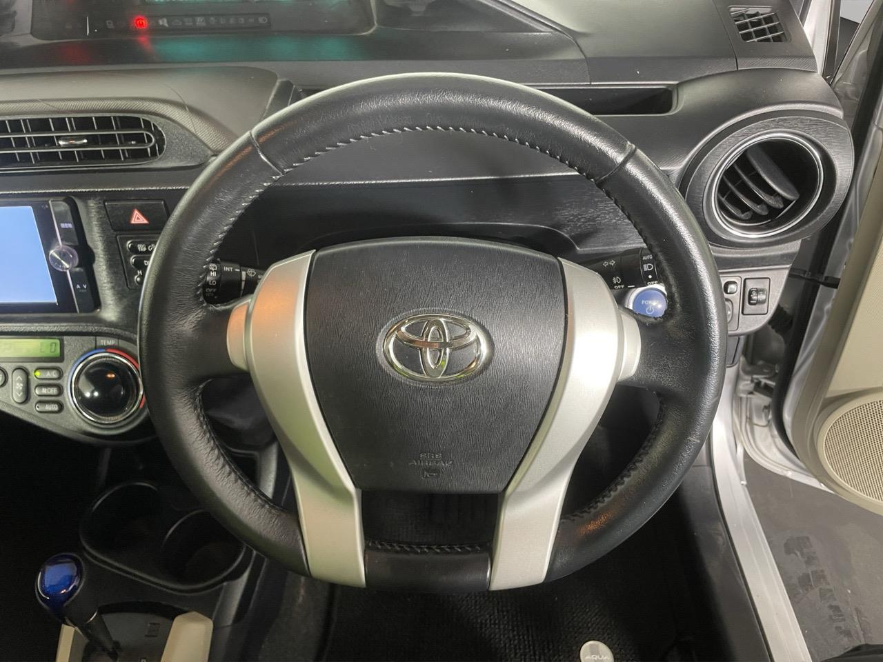2013 Toyota Aqua G Hatchback AUTO LIGHTS + PUSH BUTTON START 
