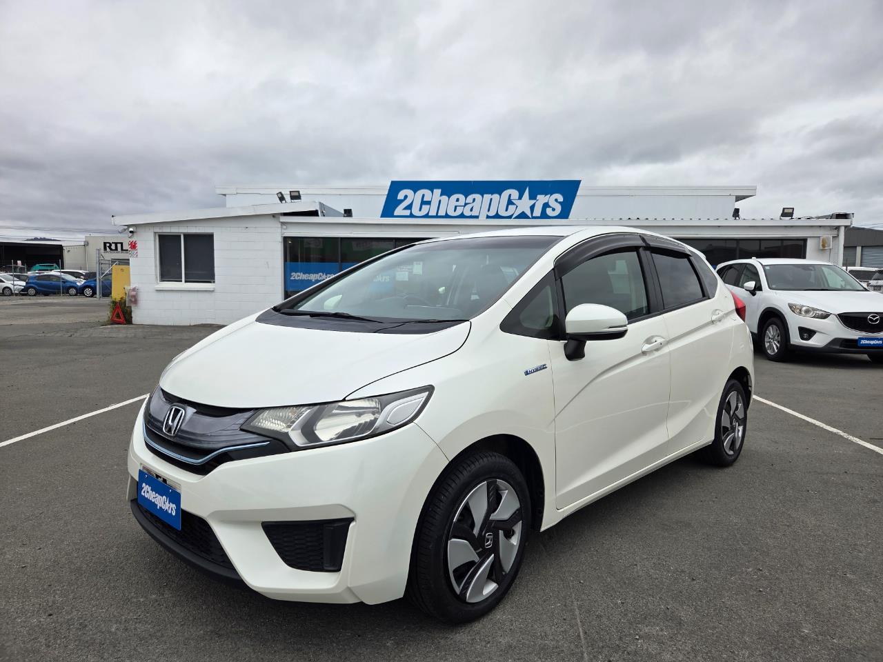 2015 Honda Fit Jazz Hybrid Hatchback