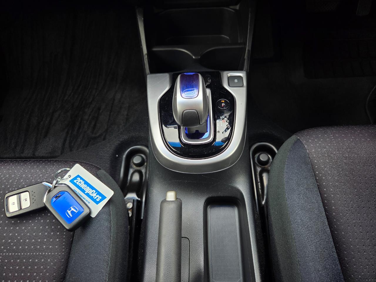 2015 Honda Fit Jazz Hybrid Hatchback REVERSING CAMERA + PUSH START