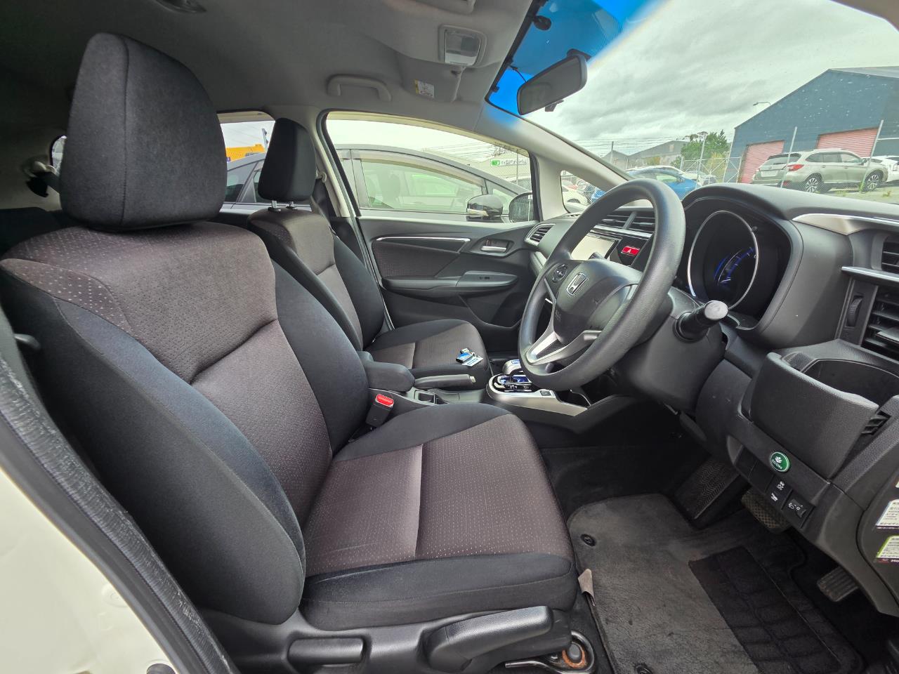 2015 Honda Fit Jazz Hybrid Hatchback REVERSING CAMERA + PUSH START