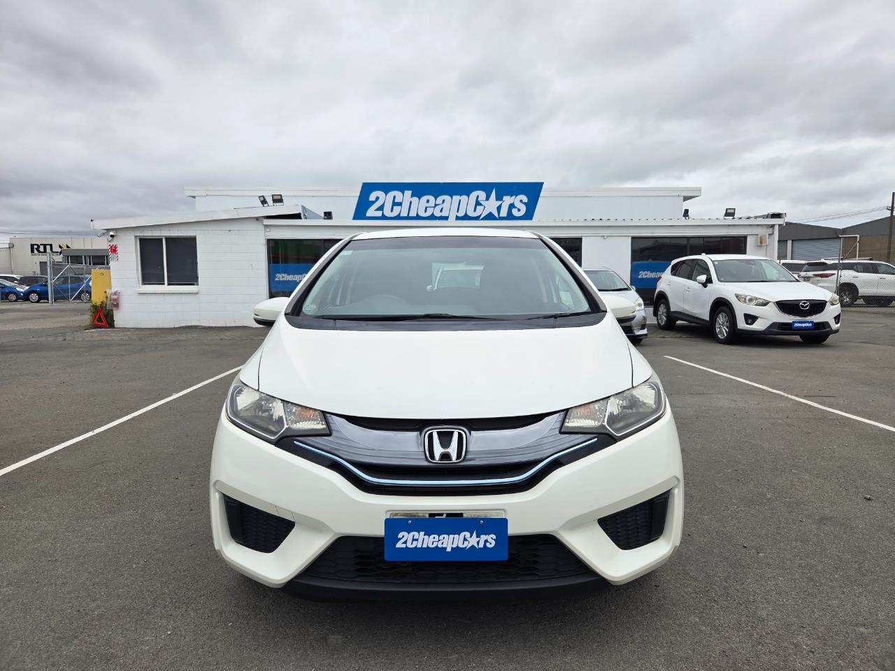 2015 Honda Fit Jazz Hybrid Hatchback REVERSING CAMERA + PUSH START