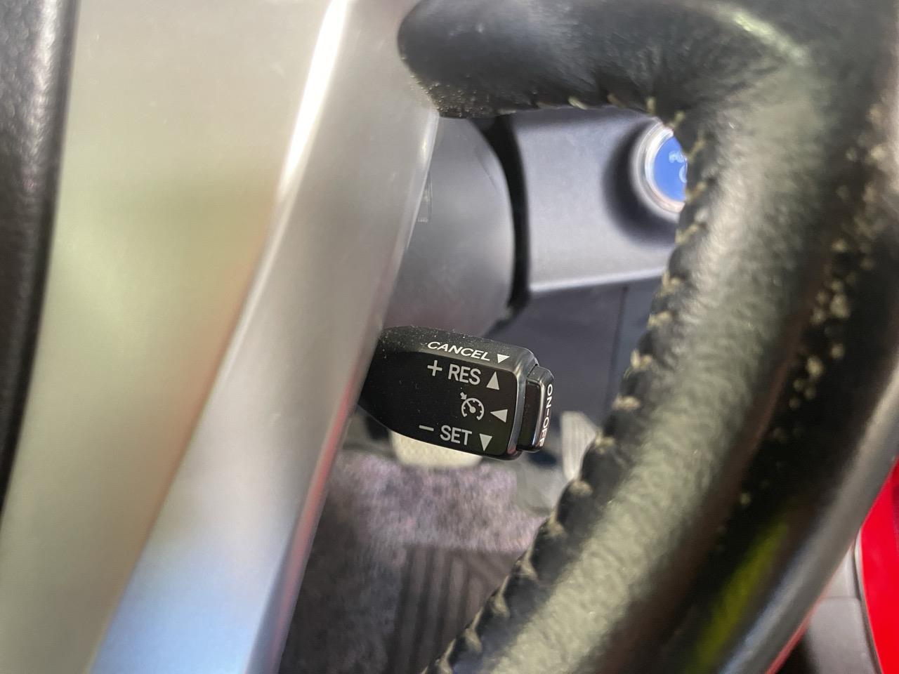 2016 Toyota Aqua Facelift Model S Hatchback CRUISE CONTROL + AUTO LIGHTS + REVERSING CAMERA