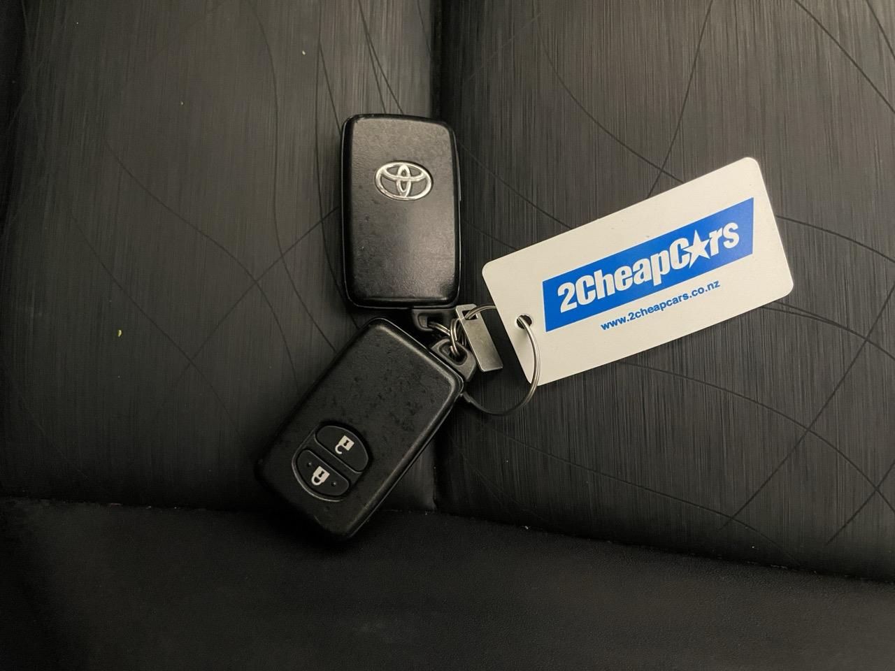 2016 Toyota Aqua Facelift Model S Hatchback CRUISE CONTROL + AUTO LIGHTS + REVERSING CAMERA