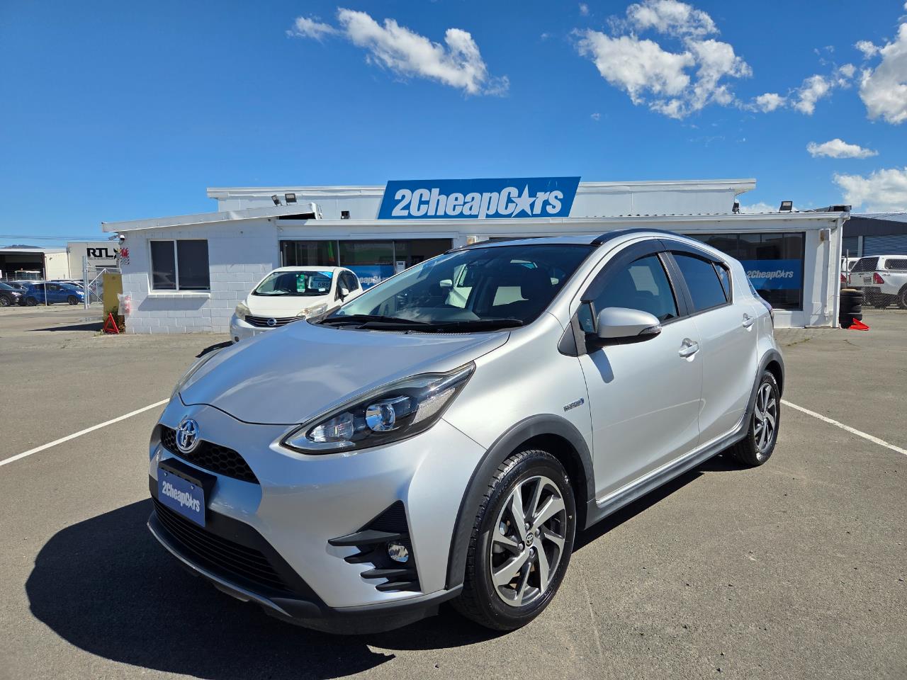 2018 Toyota Aqua Crossover Hatchback