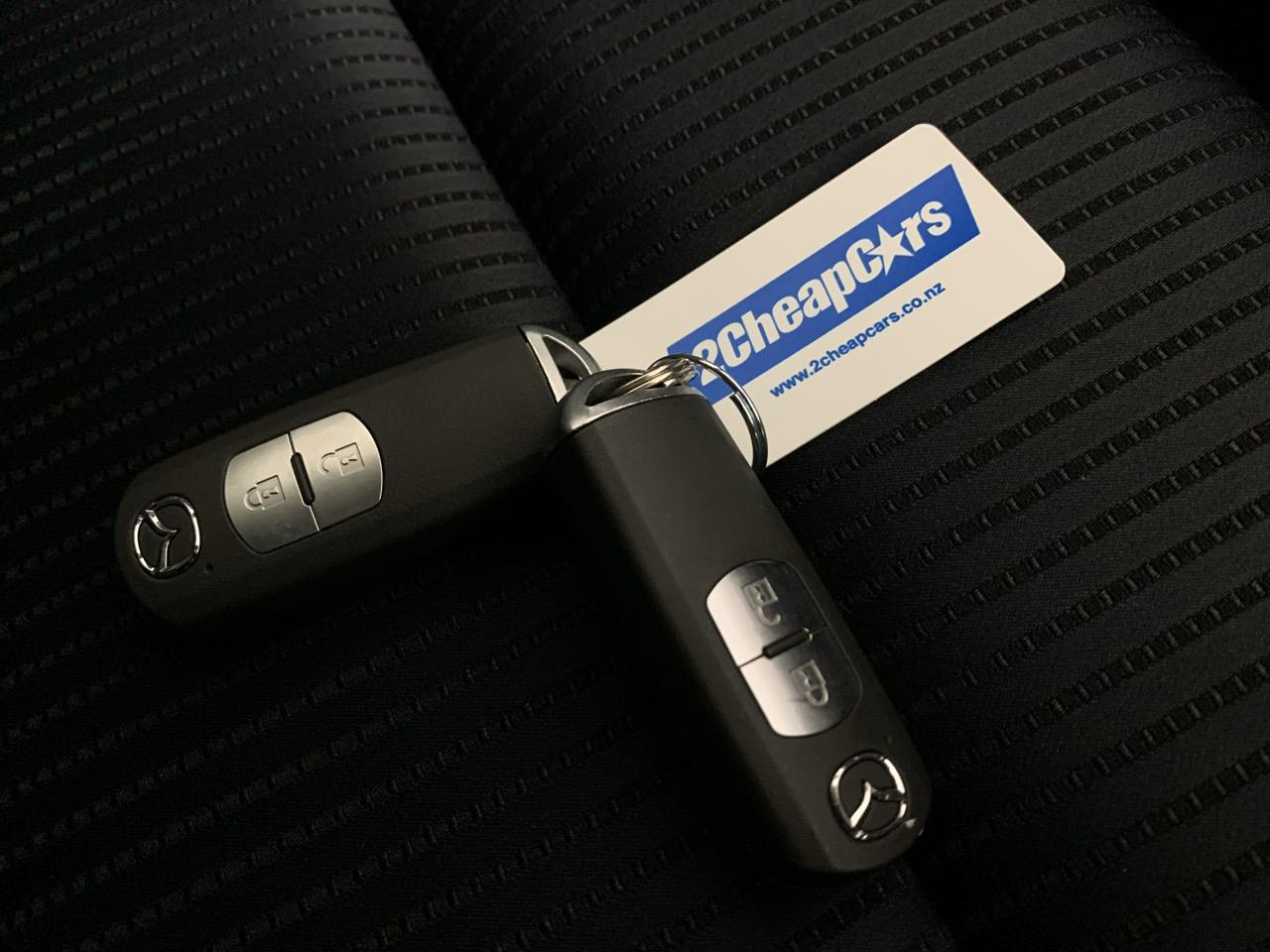 2013 Mazda Atenza 6 WAGON 20S Skyactive Station Wagon CRUISE CONTROL + REVERSING CAMERA + AUTO LIGHTS 