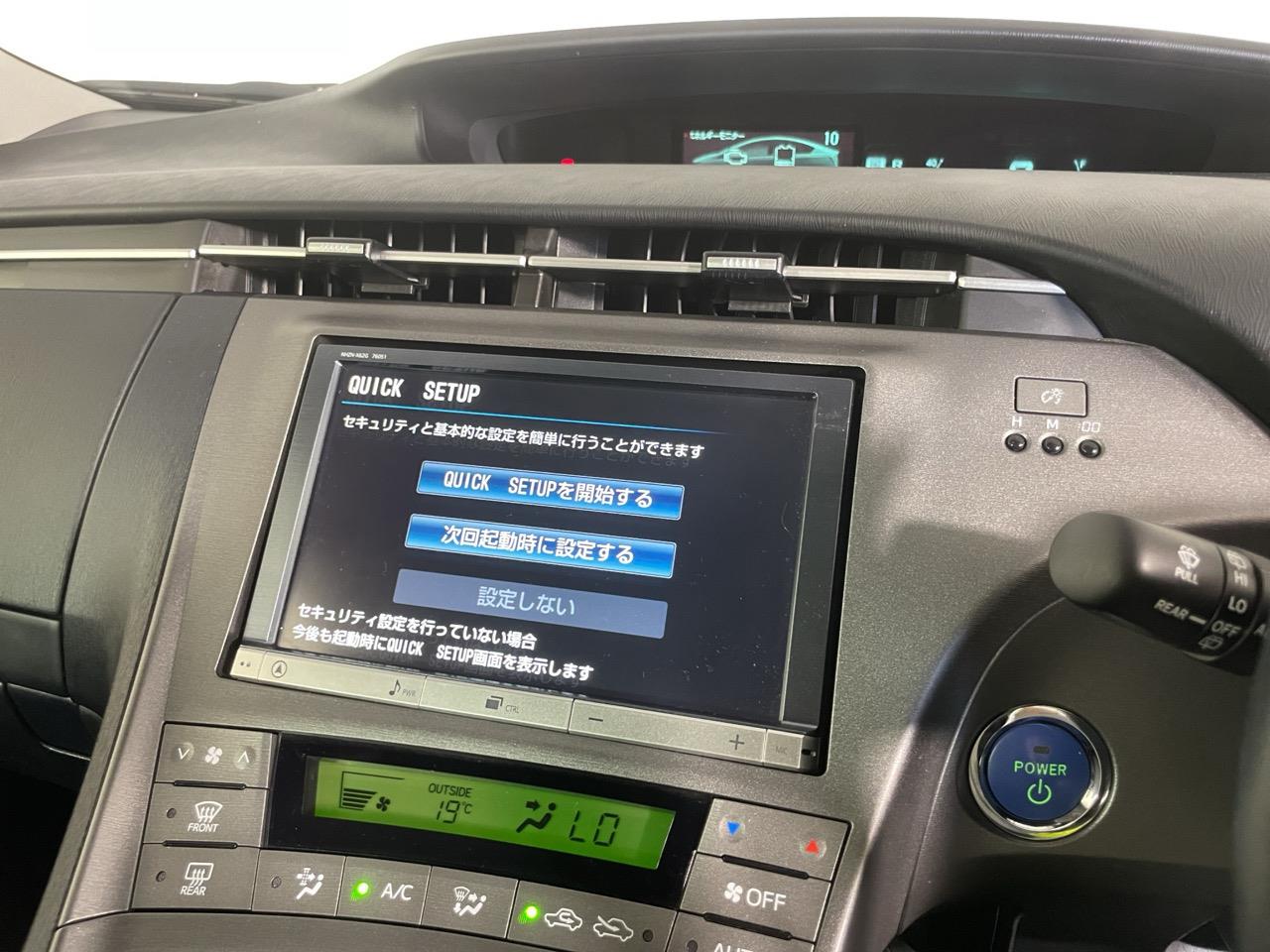 2012 Toyota Prius G Station Wagon CRUISE CONTROL + PUSH START + AUTO LIGHTS