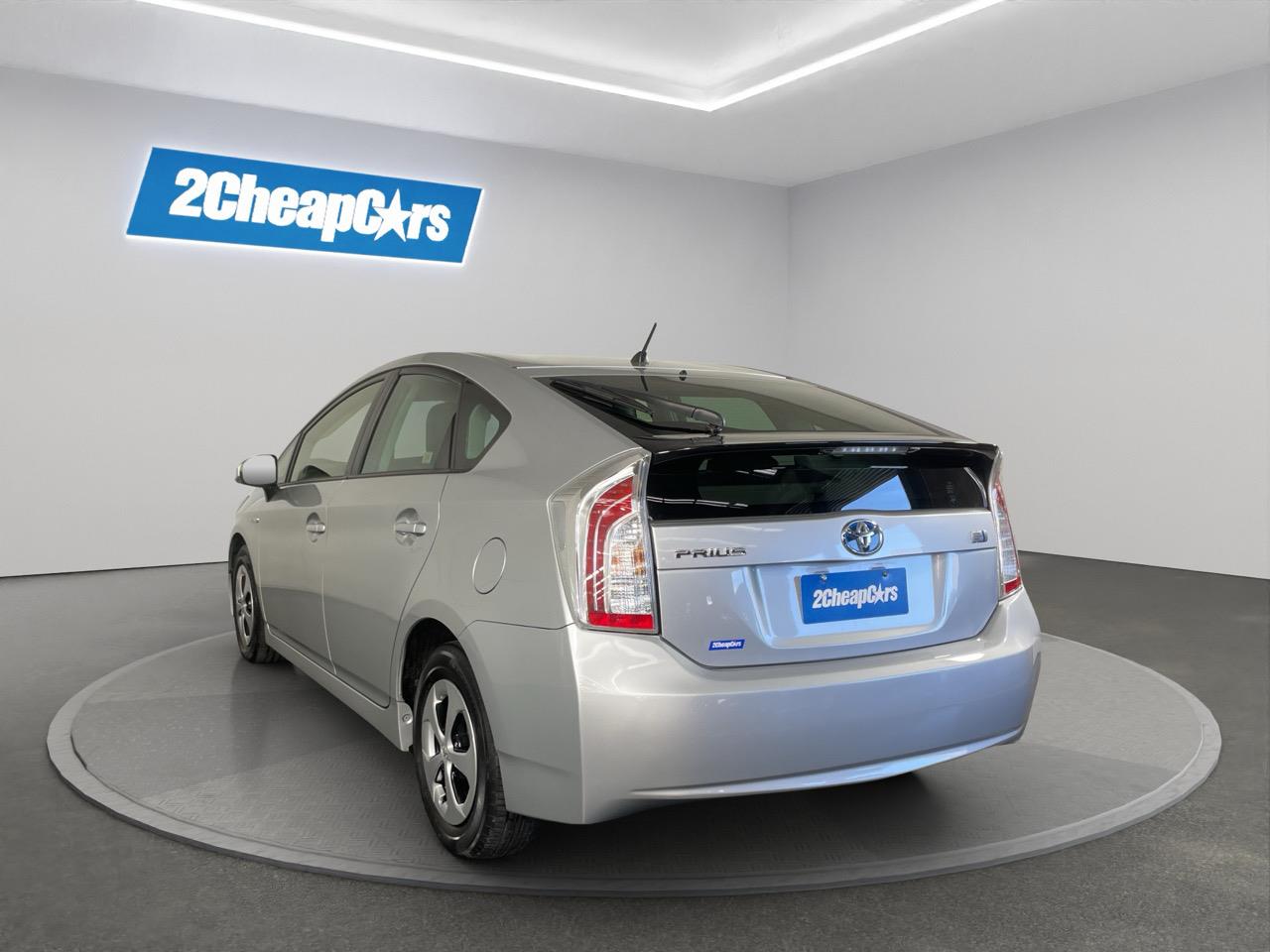 2012 Toyota Prius G Station Wagon CRUISE CONTROL + PUSH START + AUTO LIGHTS