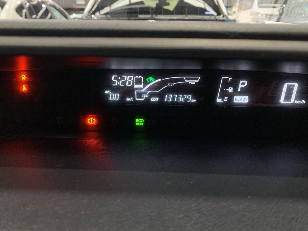 2015 Toyota Aqua Facelift Model S Hatchback CRUISE CONTROL + HEATED SEATS + REVERSING CAMERA