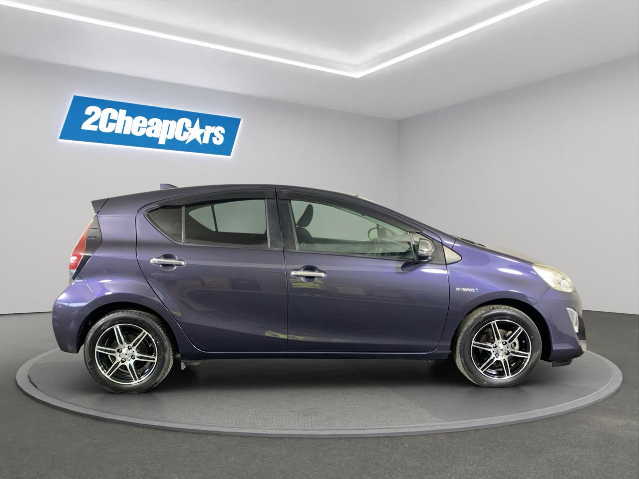 2015 Toyota Aqua Facelift Model S Hatchback CRUISE CONTROL + HEATED SEATS + REVERSING CAMERA