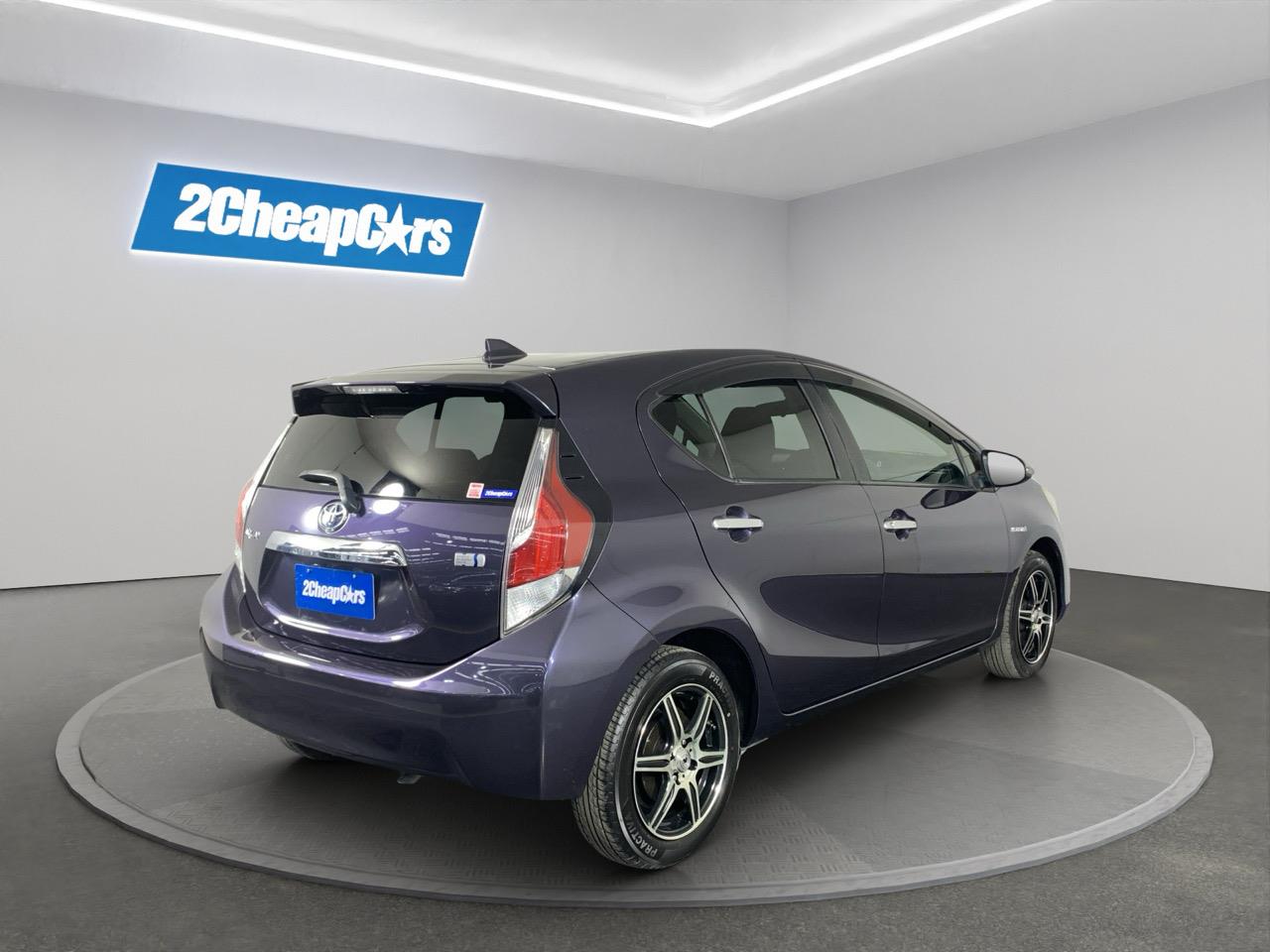 2015 Toyota Aqua Facelift Model S Hatchback CRUISE CONTROL + HEATED SEATS + REVERSING CAMERA