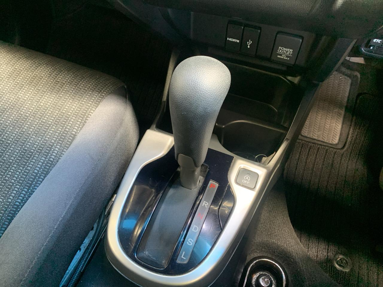 2014 Honda Fit Jazz New Shape Hatchback LOW KMS + PUSH BUTTON START + AUTO LIGHTS