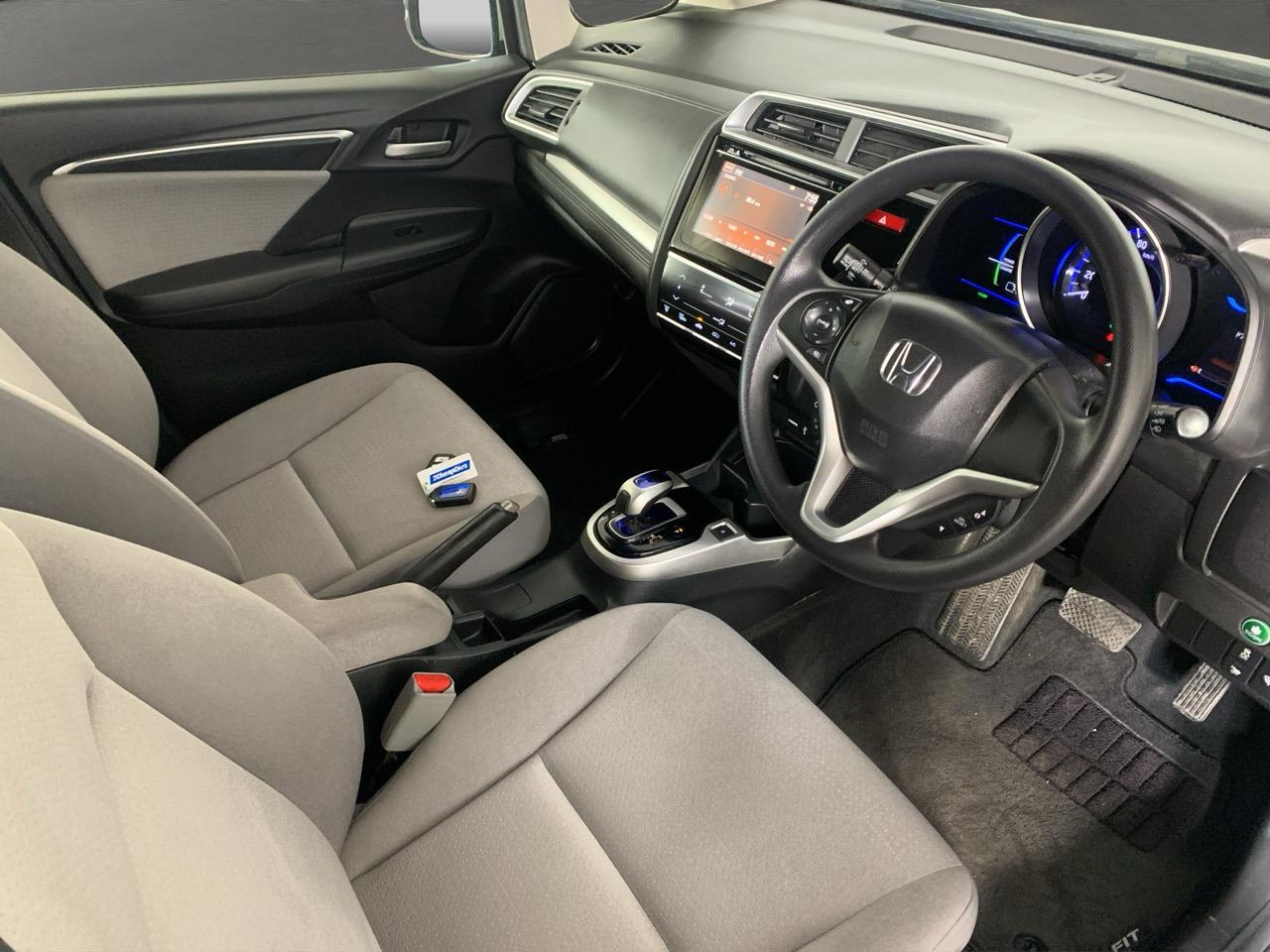 2013 Honda Fit Jazz Hybrid New Shape Hatchback REVERSING CAMERA + PUSH BUTTON START + AUTO LIGHTS