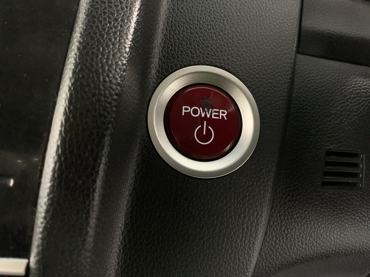 2013 Honda Fit Jazz Hybrid New Shape Hatchback REVERSING CAMERA + PUSH BUTTON START + AUTO LIGHTS