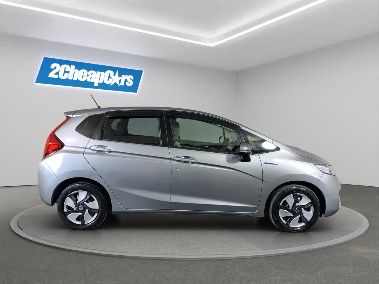 2013 Honda Fit Jazz Hybrid New Shape Hatchback REVERSING CAMERA + PUSH BUTTON START + AUTO LIGHTS
