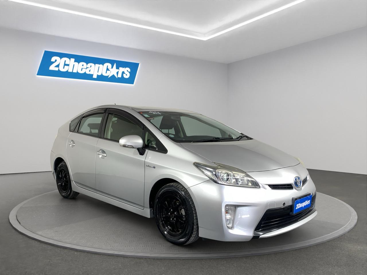 2012 Toyota Prius S Hatchback PUSH BUTTON START + AUTO LIGHTS + REVERSING CAMERA