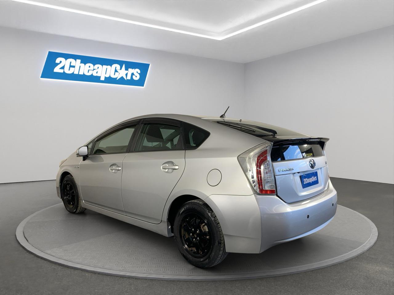 2012 Toyota Prius S Hatchback PUSH BUTTON START + AUTO LIGHTS + REVERSING CAMERA