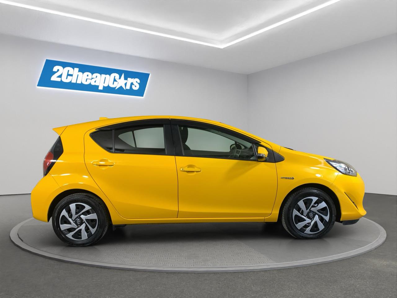 2017 Toyota Aqua New Shape G Hatchback REVERSING CAMERA + HEATED SEATS + AUTO LIGHTS