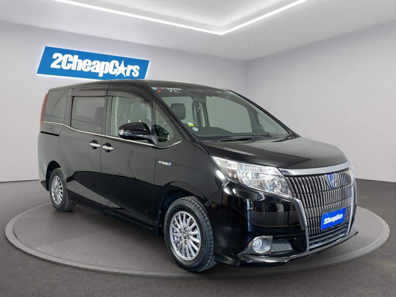 2014 Toyota Esquire Hybrid G People Mover CRUISE CONTROL + POWER SLIDING DOORS + AUTO LIGHTS