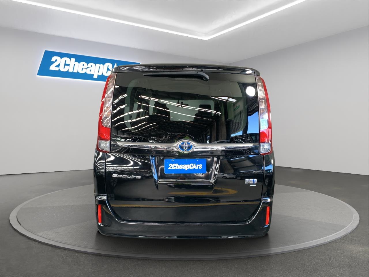 2014 Toyota Esquire Hybrid G People Mover CRUISE CONTROL + POWER SLIDING DOORS + AUTO LIGHTS