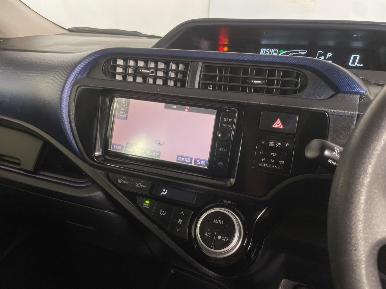 2015 Toyota Aqua Facelift Model S Hatchback PUSH BUTTON START + AUTO LIGHTS