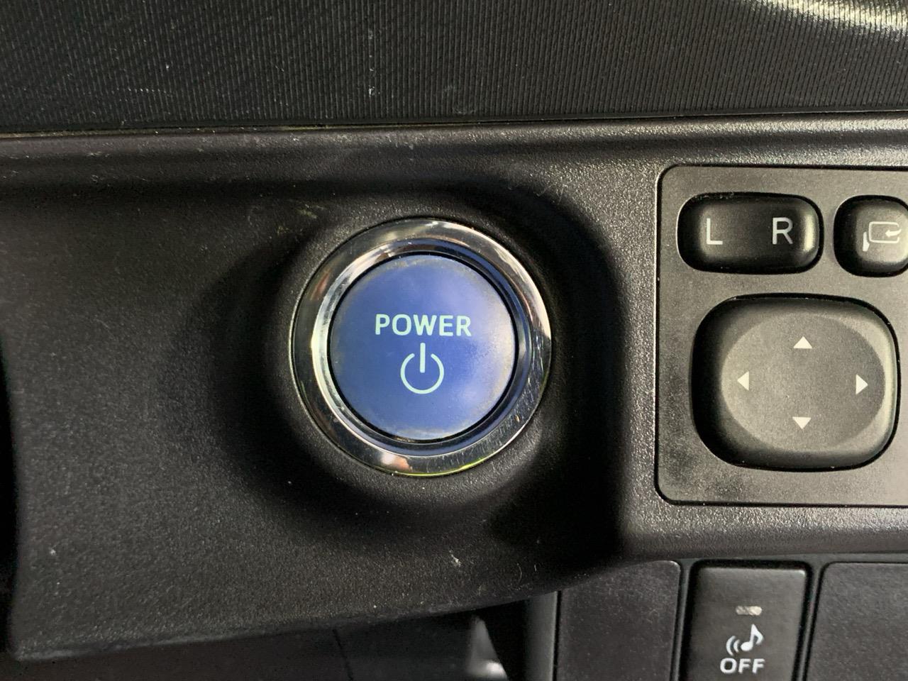 2014 Toyota Aqua S Hatchback PUSH START + REVERSING CAMERA + AUTO LIGHTS