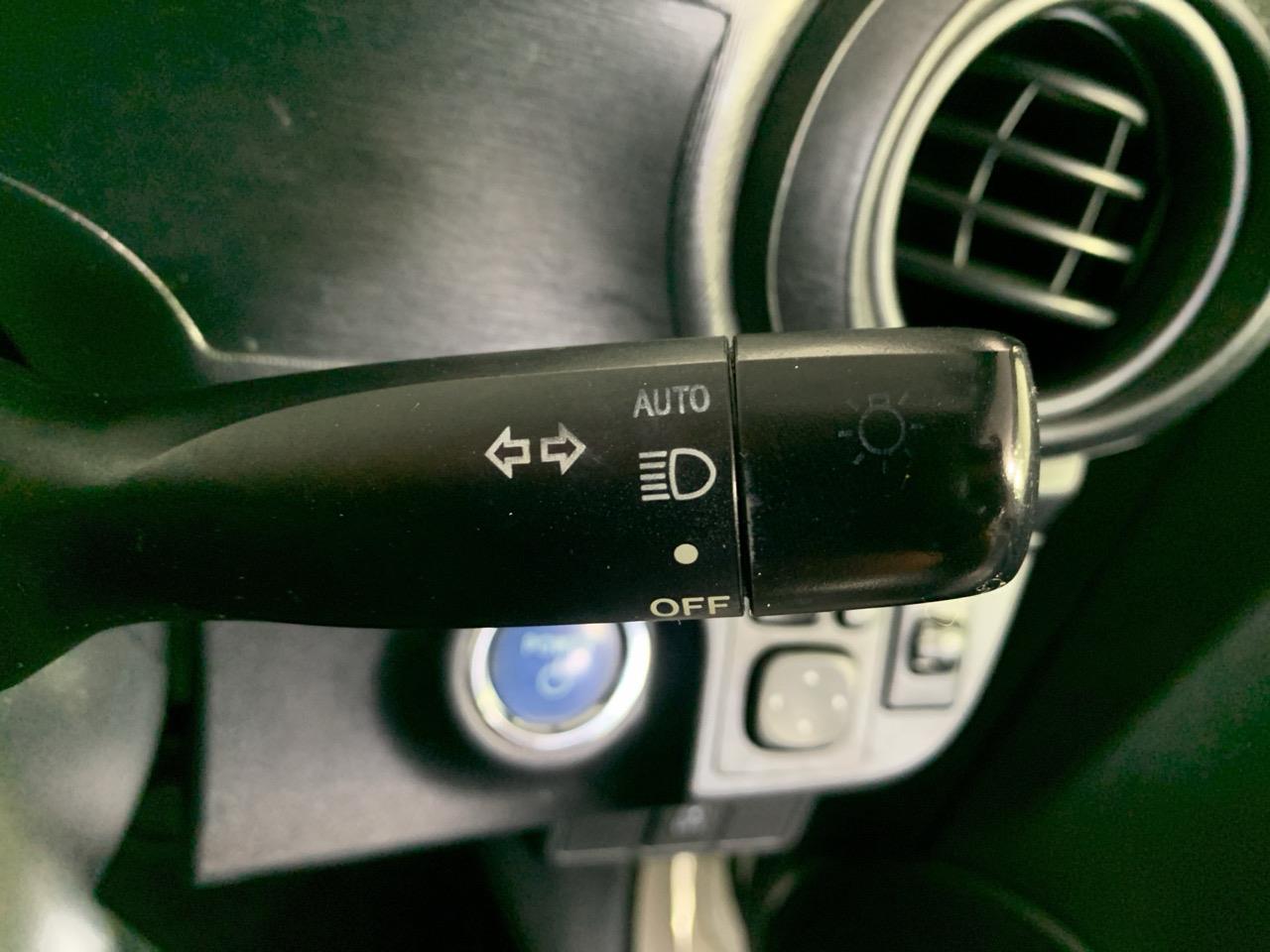 2014 Toyota Aqua S Hatchback PUSH START + REVERSING CAMERA + AUTO LIGHTS