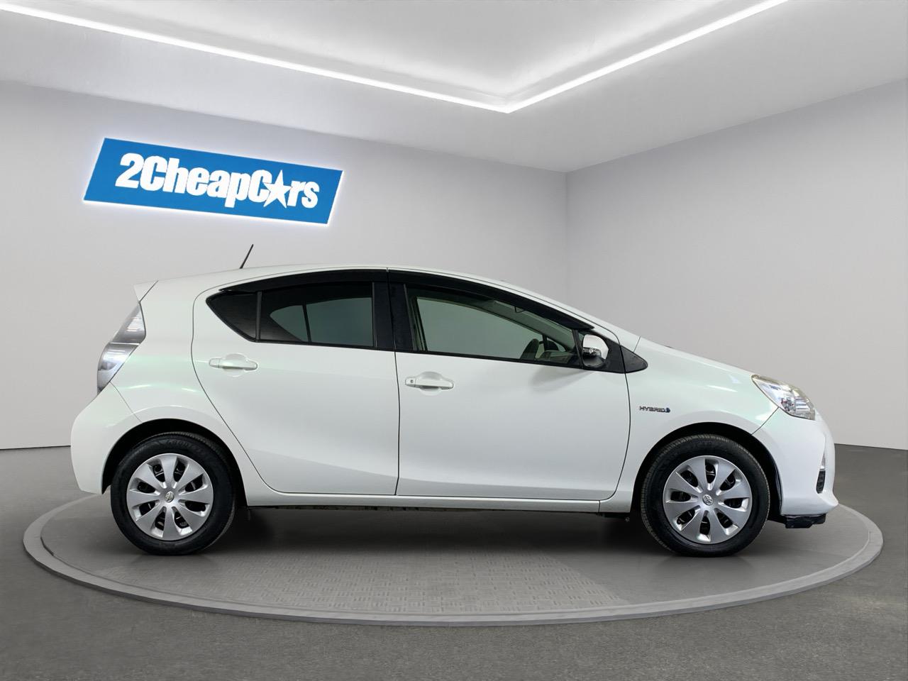 2014 Toyota Aqua S Hatchback PUSH START + REVERSING CAMERA + AUTO LIGHTS