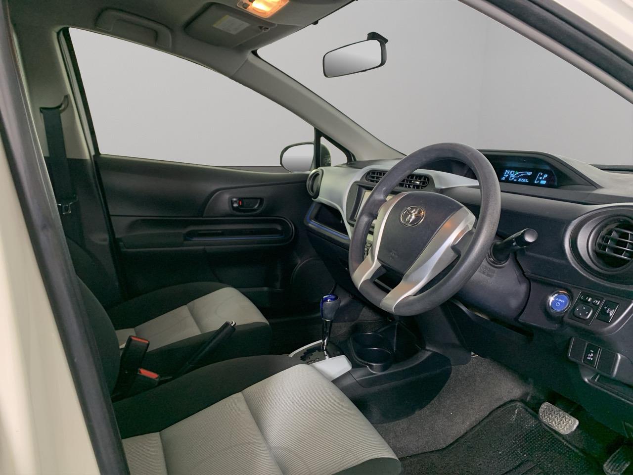 2014 Toyota Aqua S Hatchback PUSH START + REVERSING CAMERA + AUTO LIGHTS