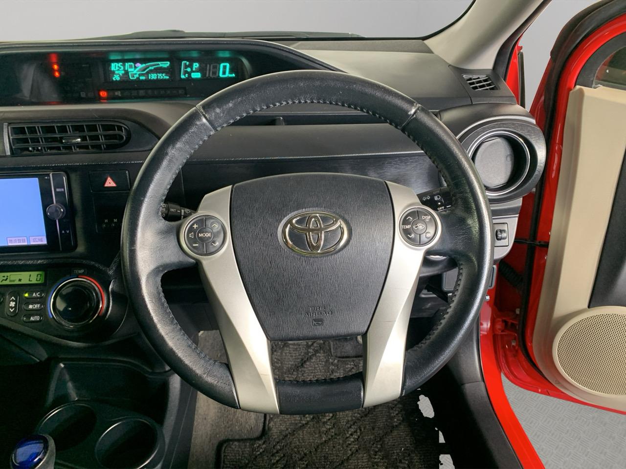 2013 Toyota Aqua G Hatchback HEATED SEATS+ PUSH BUTTON START + AUTO LIGHTS