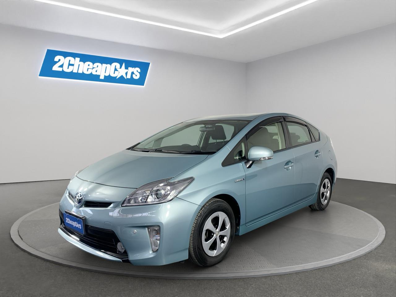 2014 Toyota Prius Hybrid Hatchback