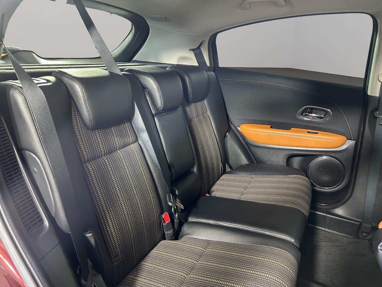 2014 Honda Vezel HYBRD Z RV/SUV REVERSING CAMERA + AUTO LIGHTS + PUSH START