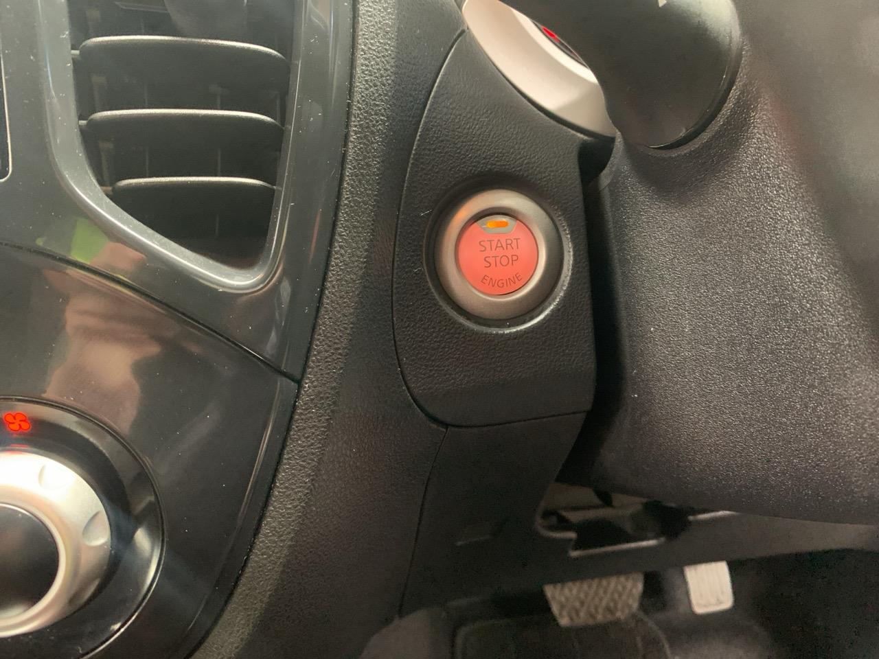 2013 Nissan Juke  RV/SUV PUSH BUTTON START + AUTO LIGHTS + REVERSING CAMERA