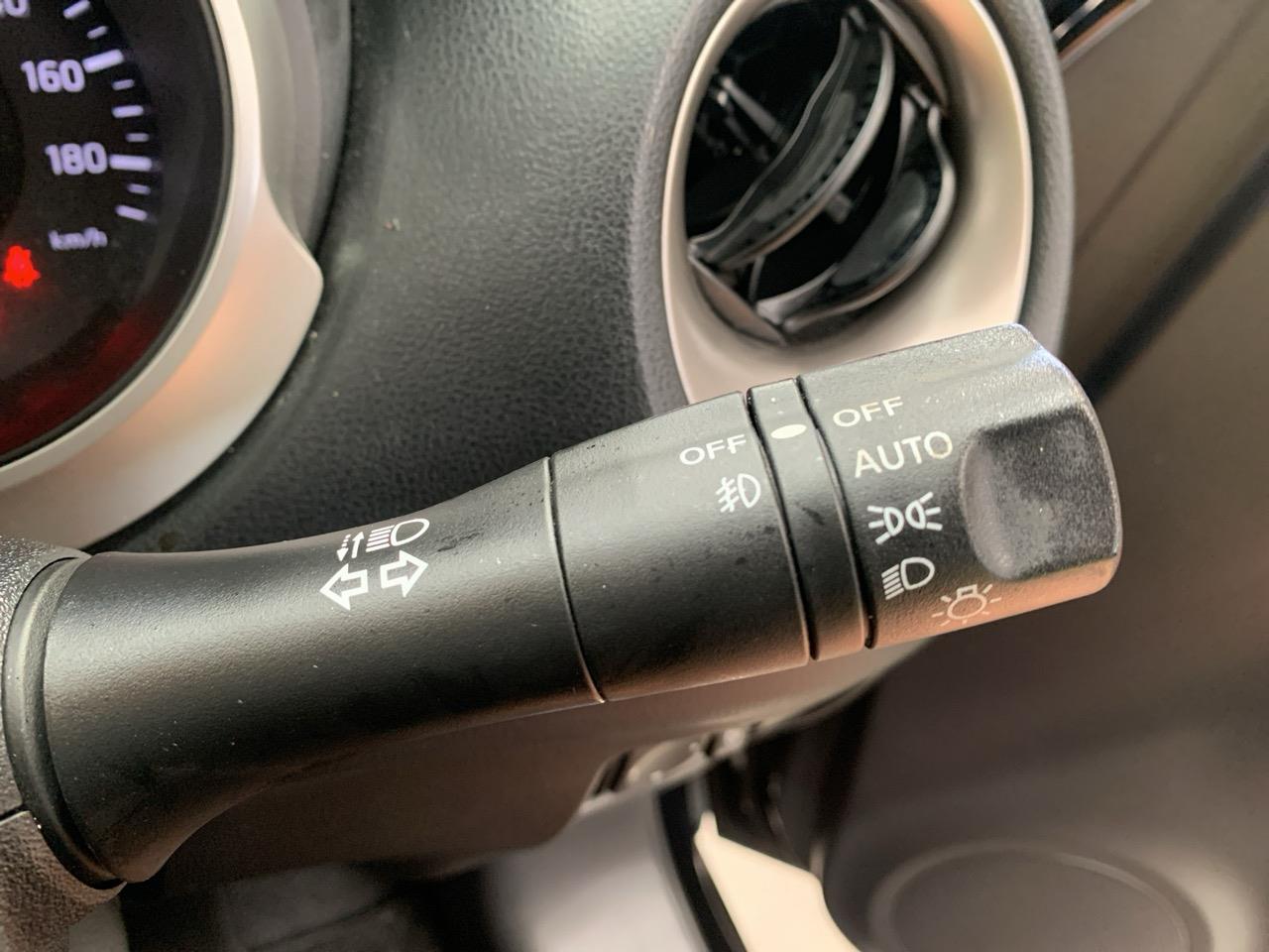 2013 Nissan Juke  RV/SUV PUSH BUTTON START + AUTO LIGHTS + REVERSING CAMERA