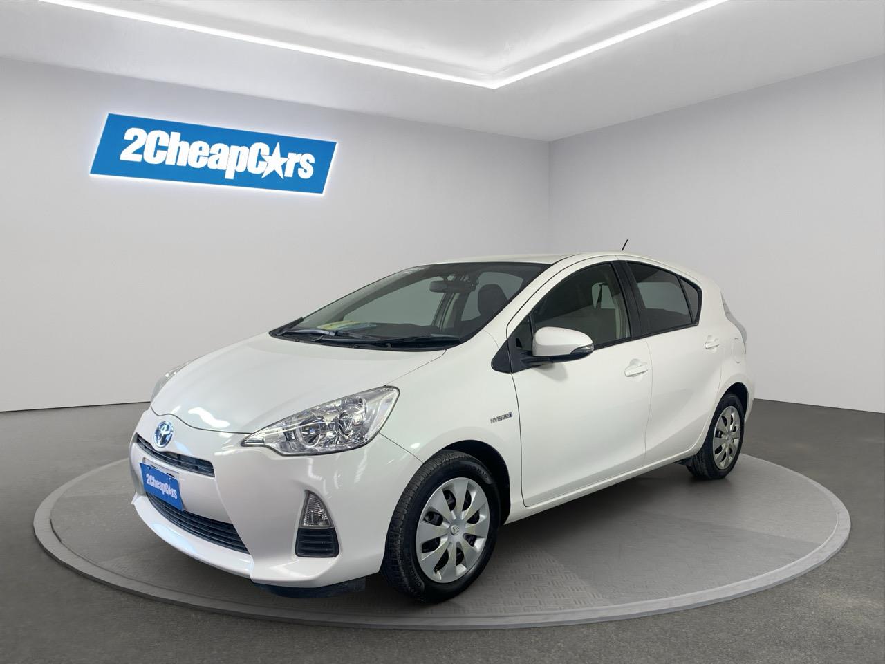 2013 Toyota Aqua S Hatchback