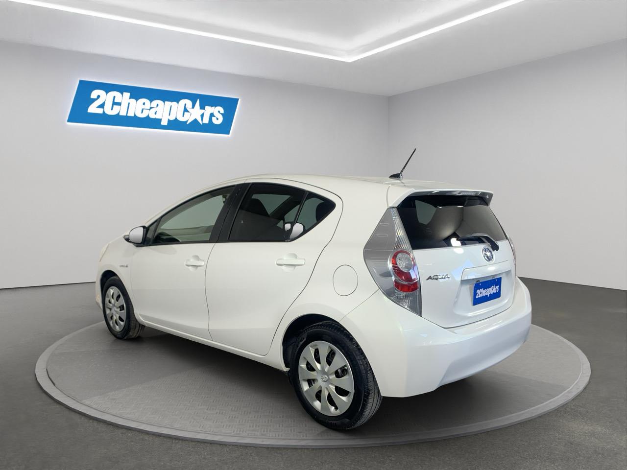 2013 Toyota Aqua S Hatchback PUSH BUTTON START + AUTO LIGHTS + REVERSING CAMERA