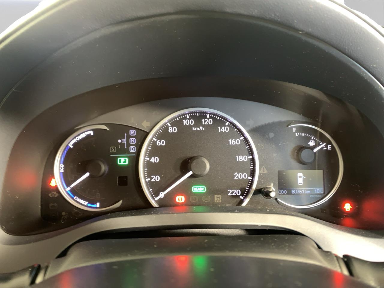 2012 Lexus CT200h Version L Hatchback HEATED SEATS + PUSH START + PADDLE SHIFT