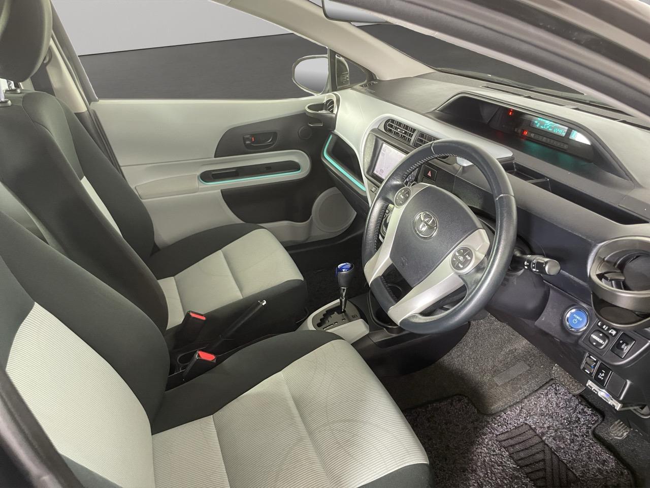 2013 Toyota Aqua S AERO Hatchback REVERSING CAMERA + HEATED SEATS + PUSH START