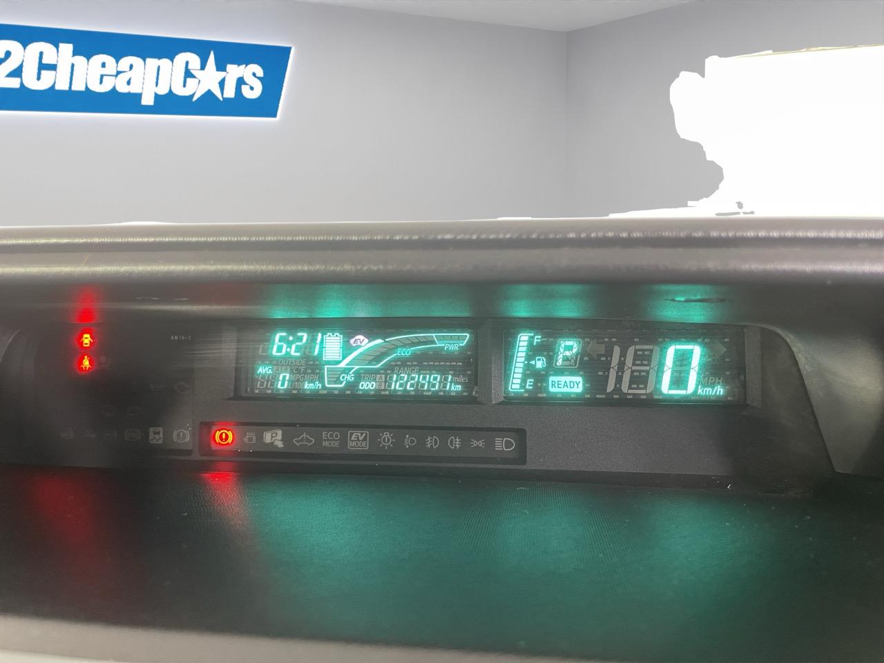 2013 Toyota Aqua S AERO Hatchback REVERSING CAMERA + HEATED SEATS + PUSH START