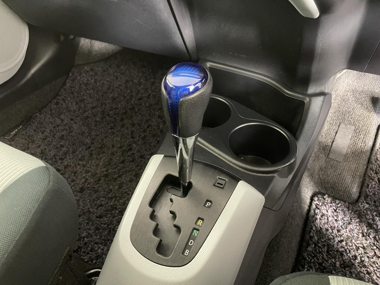 2013 Toyota Aqua S AERO Hatchback REVERSING CAMERA + HEATED SEATS + PUSH START