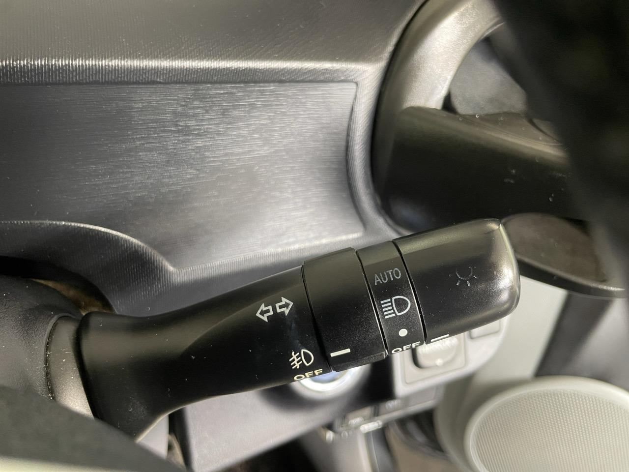 2013 Toyota Aqua S AERO Hatchback REVERSING CAMERA + HEATED SEATS + PUSH START